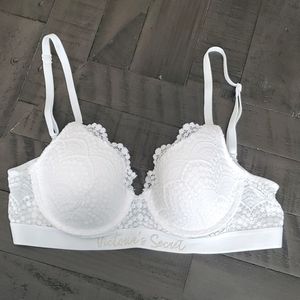 Victoria's Secret bra